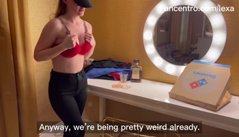 I Paid A Dutch Pizza Delivery Girl To Have Sex With Me - Ends With Facial