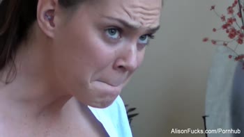 Behind the scenes with Alison Tyler and her breast implants