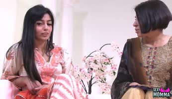 Sahara Knite's Stepdaughter Teaches Her a Lesson in Lust