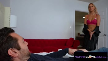 Doctor's Orders: Blonde Step Mom Brooklyn Blue's Throat Job