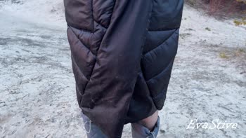 EvaStive's MILF Adventure: Peeing in Rubber Boots with Wide Open Pussy