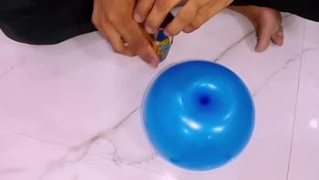 Foxmaxporn's Balloon Sex Frenzy at Home