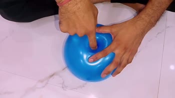 Foxmaxporn's Balloon Sex Frenzy at Home