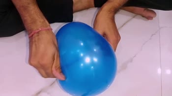 Foxmaxporn's Balloon Sex Frenzy at Home