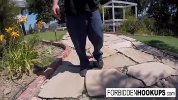 Jaycee Starr's Forbidden Step-Sister Fling