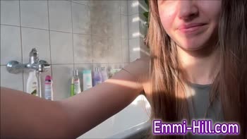 EmmiHill's Petite Teen (18+) Shave: Close-Up on Big Labia Lips