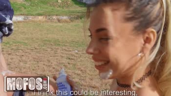 Jordi El Nino Polla Seduces Tattooed Latina Shaynna Lover in the Park