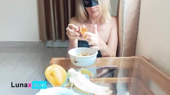 Lunaskystar's Fruitful Delights: A Solo Adventure