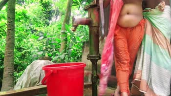 Desi Girl 07's Sizzling Shower Surprise