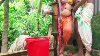 Desi Girl 07's Sizzling Shower Surprise