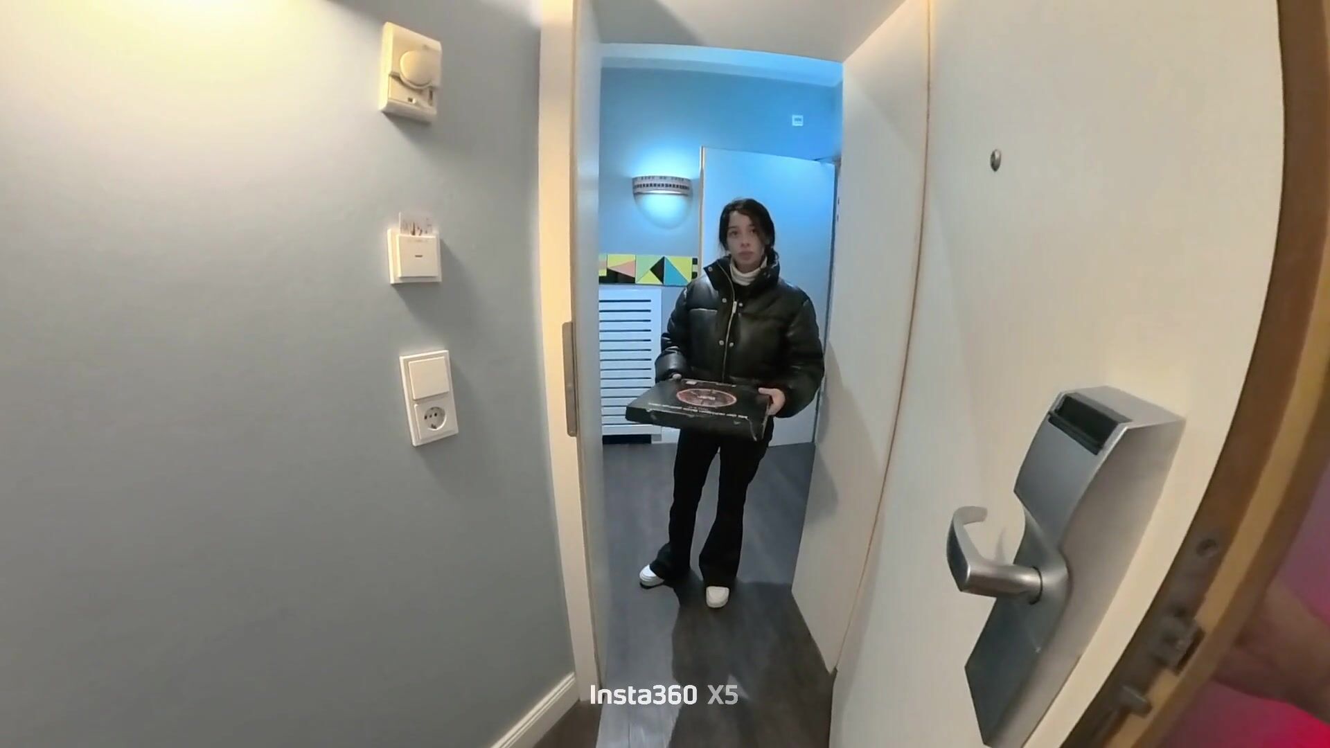 I had Rough Sex with an Italian Pizza Delivery Teen (18+) for 100 Euros at the Hotel. she's Small and Pretty