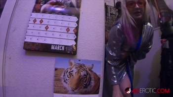Leya Falcon's Tattooed Bliss: Solo Fun in High Def