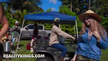 REALITY KINGS - Cheerleader Kait’s Wild Outdoor Bash Heats Up With Tit Flashes, Pussy Eating And Cheered-On Sex