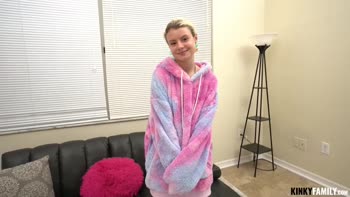 Luna's Step Sister Seduction - Brother's POV