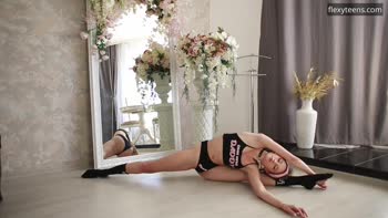 Tanya's Flexy Fitness: Petite Ballerina Bares All