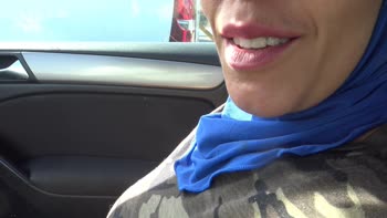 SouzanHalabi's Street Pickup in Marseille: French beurette amateur's risky public encounter