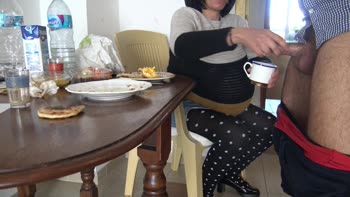 Stepmomsusan's Morning Delight: Cum Swallowing MILF's Secret Fantasy