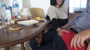 Stepmomsusan's Morning Delight: Cum Swallowing MILF's Secret Fantasy