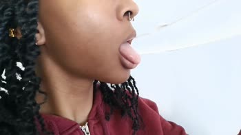 NiNaOffcial's Counting Down to Intense Blowjob Bliss in HD