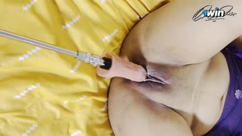 Vinsuki's Sri Lankan Squirt Delight with Remote Control Fuck Machine