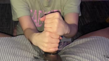 Salt&Peppermakescum's Cheating GF Hands Him Off to Big Black Dick