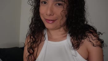 Amirahot1's Saudi Siren Solo: Big Natural Tits & Desi Hindi Audio