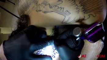 Genevieve Sinn's Tattooed Temptation - Cowgirl Creampies by Big Cock
