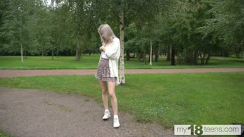Carolina Sun's Daring Park Stroll: Walks Free in HD