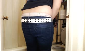 Abby Anna's Bathroom Bonding: Farting Lesbians Share More Than Just a Toilet