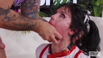 Nade Nasty Teaches Rosalyn Sphinx to Crave Rough Sex