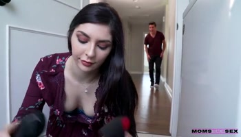 Keira Croft's Taboo Temptation: Monster Stepson's One-Eyed Pleasure