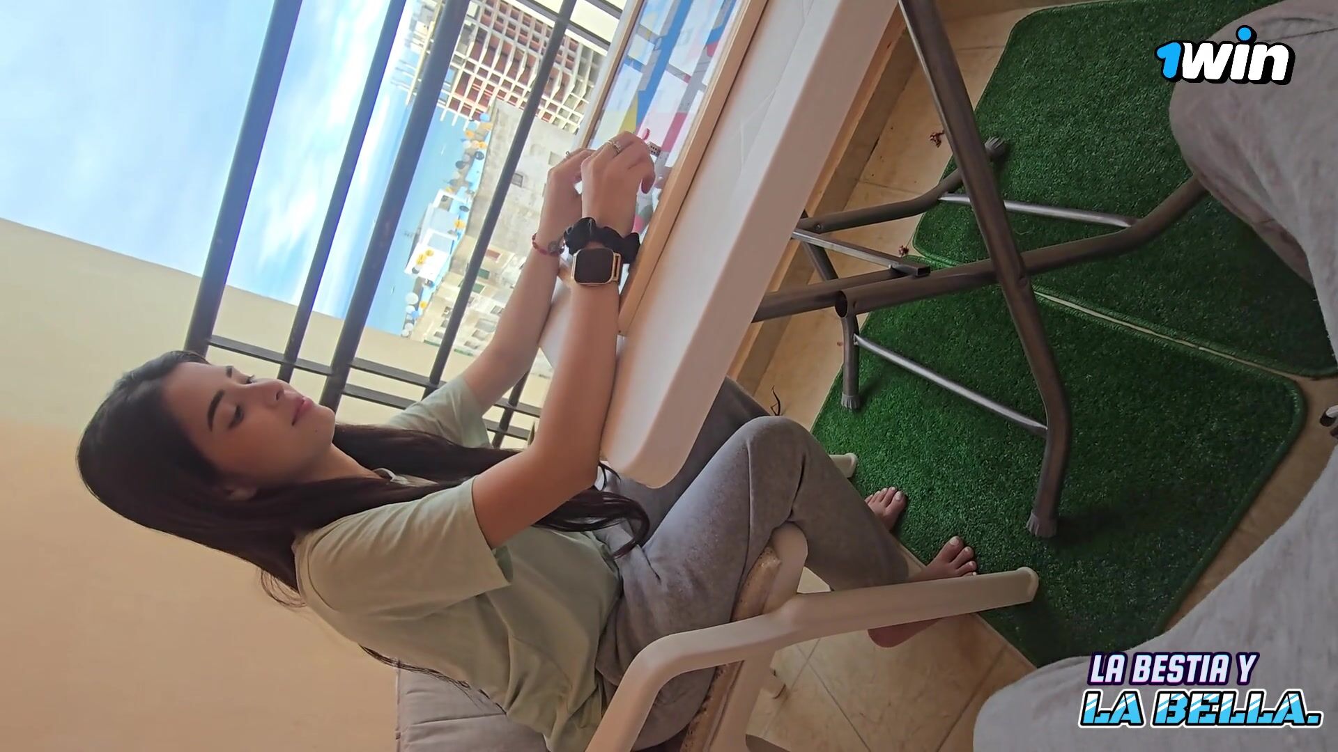 My best Friend Visits me and she wants me to Fuck her on the Balcony AMATEUR!!!!