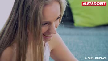 Isabella Star & Rebecca Volpetti's Soft Threesome Escapade