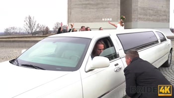 BRIDE4K. Future spouses don't lose time and fuck in limo while on route to the wedding