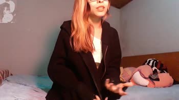 Bonneyuwu's Argentine Siren: Solo Strip Tease for Your Eyes Only