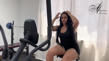 Alessiani69x Gets Naughty at the Gym