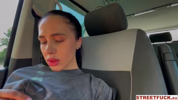 Alyssa Bounty's Squirting Showdown in Public