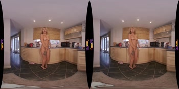 Sultry Louise K: Natural Blonde Perfection