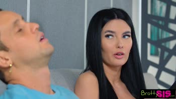 Kitty's Stepbrother Challenge: Pussy Licking, Deep Throating & Rough Sex