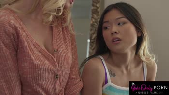 Serene Siren & Lulu Chu: Blonde Bombshells Share Passionate Lesbian Kiss