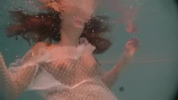 Natalia's Sizzling Underwater Bikini Show