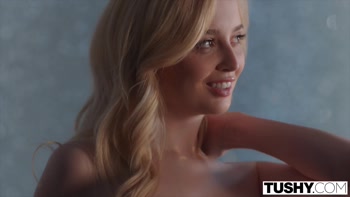 TUSHY Anal-loving Influencer Lexi Seduces Shy Cameraman