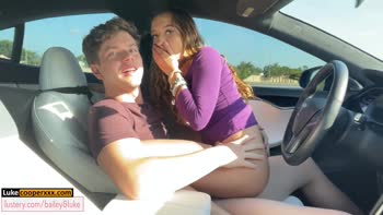 Bailey Base's Wild Ride: Amateur PAWG Scores in Moving Tesla