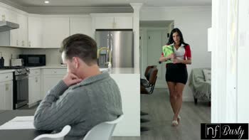 Mona Azar's Luscious Lesson: Hands-On with Kyle Mason