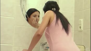 Sultry Coed Calantha Shaves Her Delightful Young Pussy
