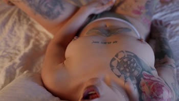 Artegirlx's Sensual Solo: Fingering Her Tight, Tattooed Pussy for a Loud Orgasm