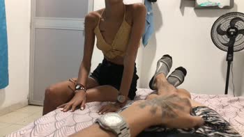 TUflacasex's Step Sis Eagerly Goes Down On Her Bro