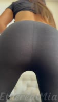 EtherealMia's Intense Shaking Orgasm in Gym Leggings