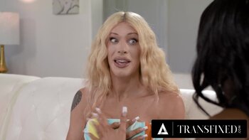 Nicole Kitt's Bikini Bonanza: Fingering & Cum On Tits with Eris Jolies