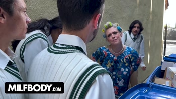 Dee Williams' MILF Rampage: Hardcore Gangbang with Nicole Doshi & Elias Cash